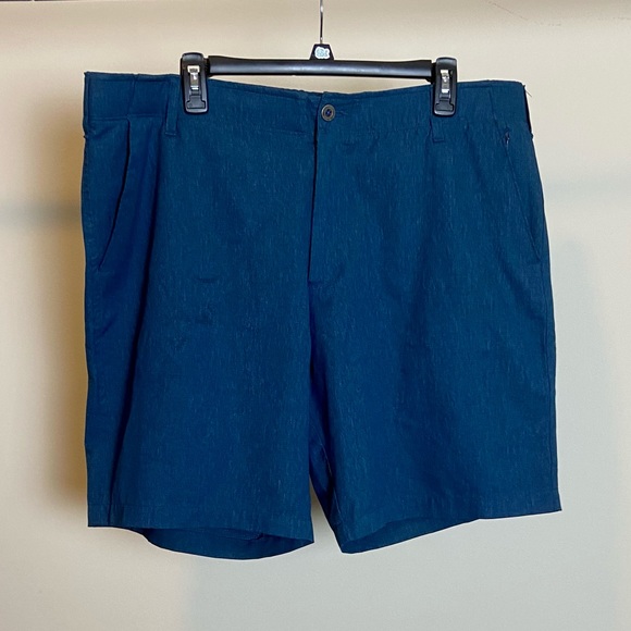 Swiss Tech Men’s Shorts - Picture 1 of 9